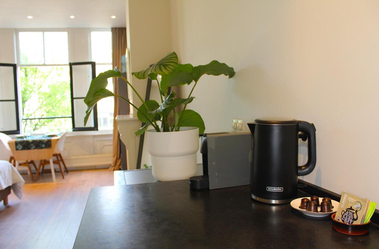 The Canalview Retreat Amsterdam Exterior photo